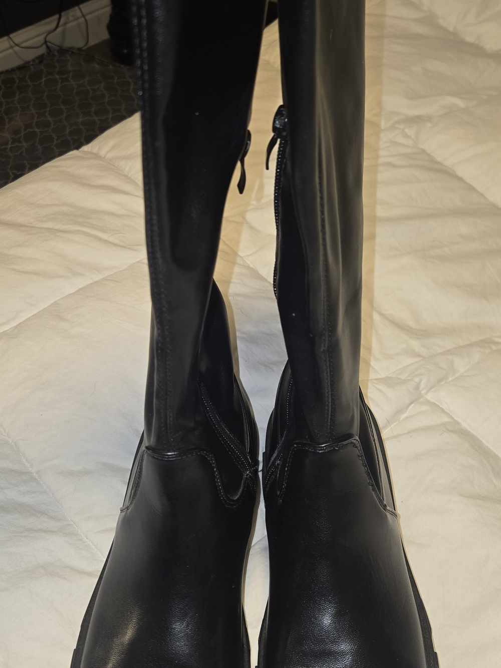 Women's Black Knee-High Chunky Sole Boots - Picture 4 of 7